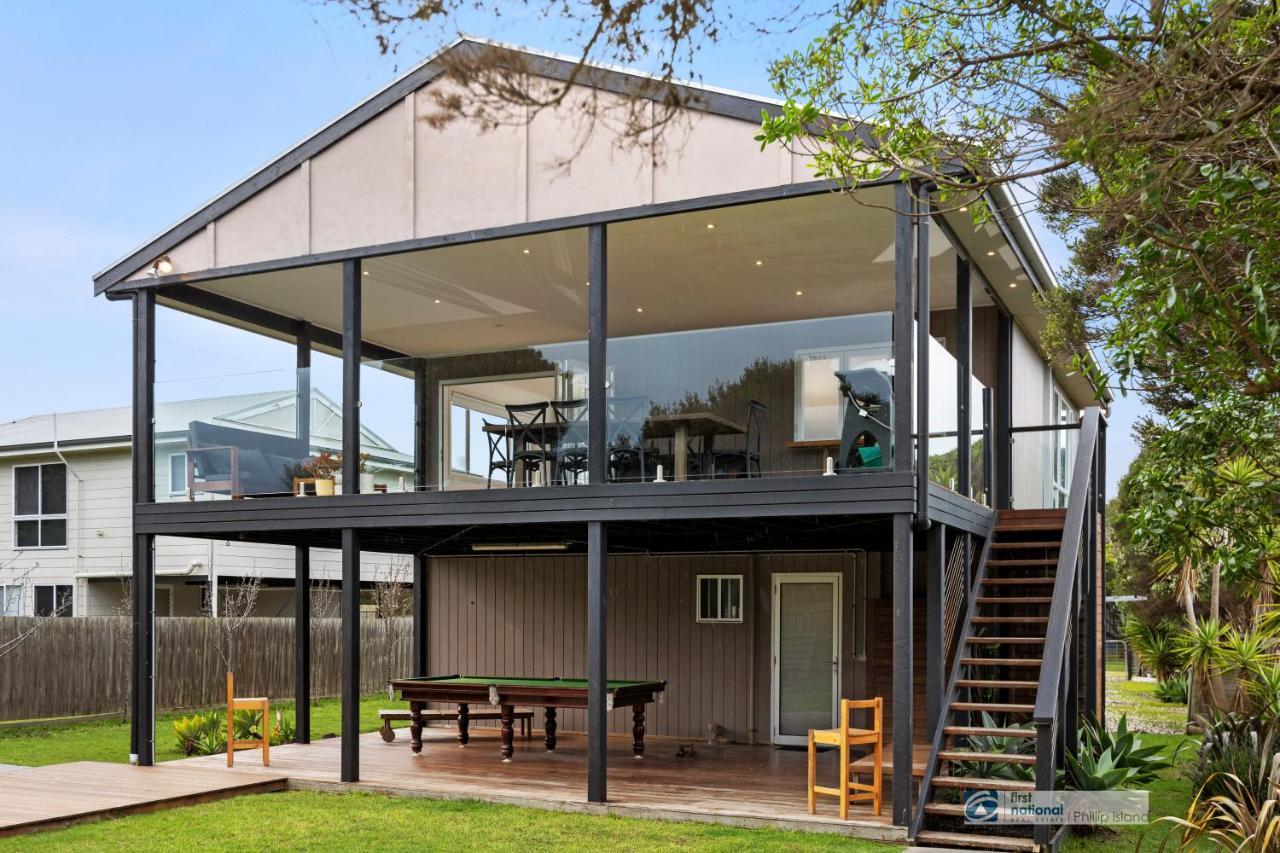 Beach House On Fern Villa Surf Beach Exterior photo